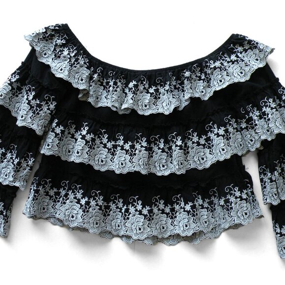 Set of 2 Gianni Bini Black & White Off Shoulder Tops - Picture 2 of 5